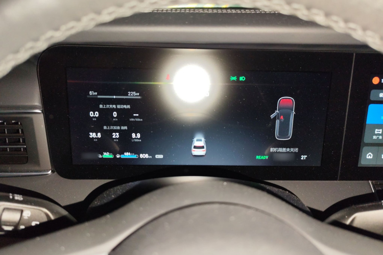 理想汽车 理想ONE 2020款 增程6座版局部细节14