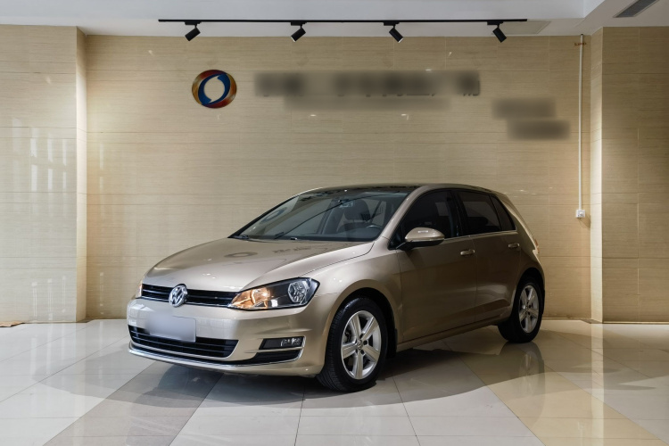 大众 高尔夫 2016款 1.6L 自动舒适型车身外观1