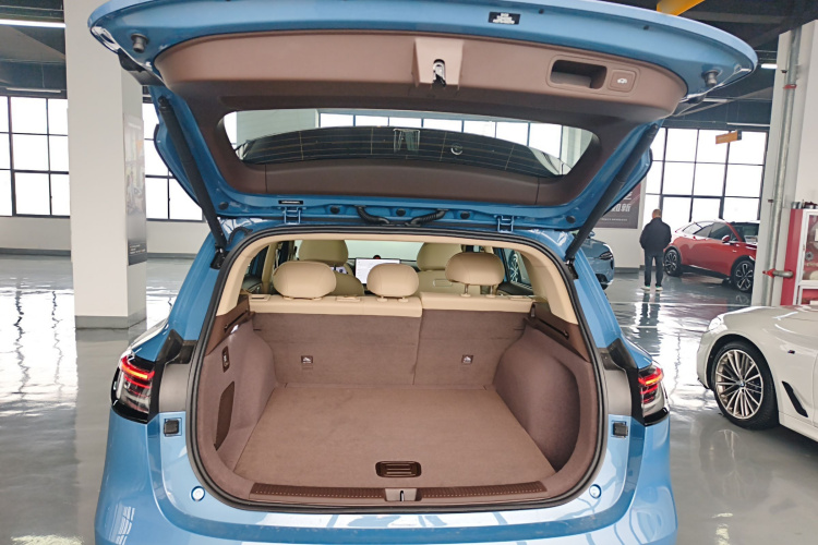 鸿蒙智行 尚界H5 2025款 增程 Max局部细节23