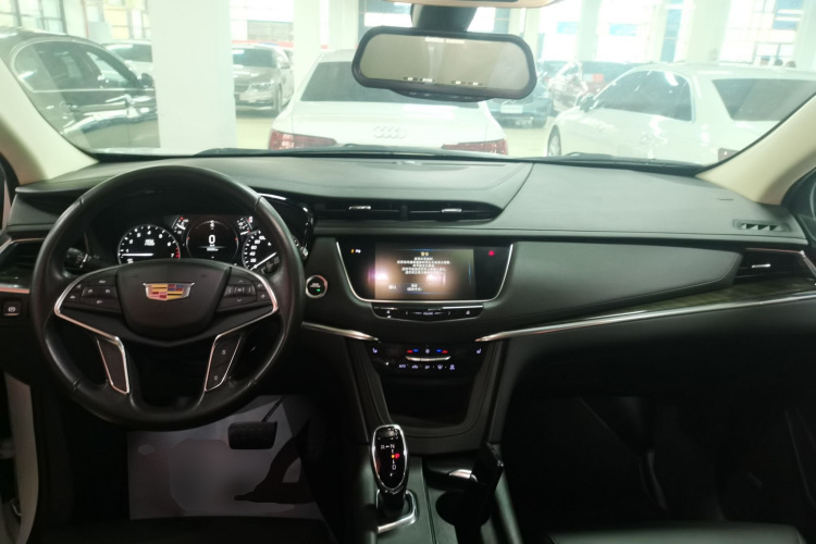 凯迪拉克XT5 2017款 周年庆版 25T 豪华型中控内饰7002
