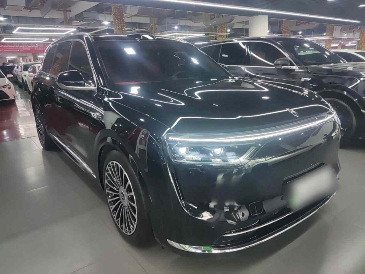 鸿蒙智行 问界M8 2025款 增程 Max+版 53.4kWh 5座版 (192线激光雷达）(5)