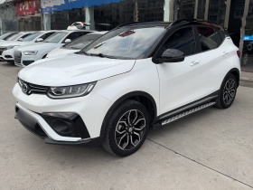东南DX5 2021款 1.5T CVT尊贵型