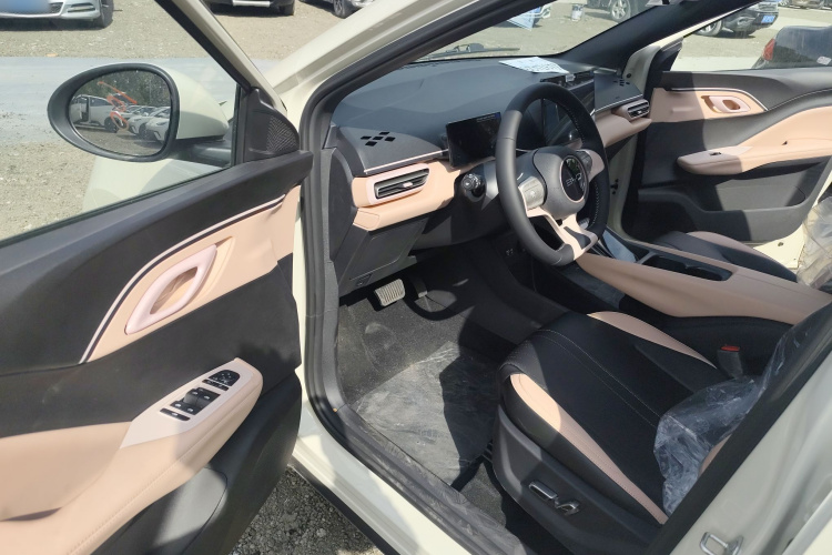 比亚迪 海鸥 2025款 305km 自由版中控内饰7003