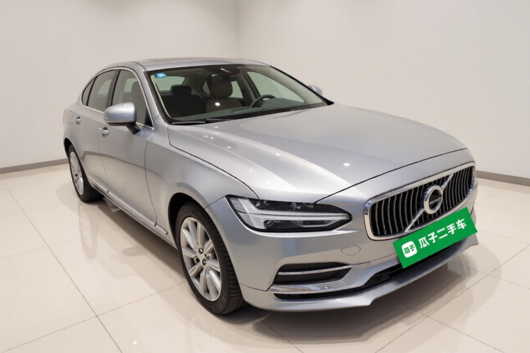 沃尔沃S90 2020款 T5 智逸豪华版车身外观3