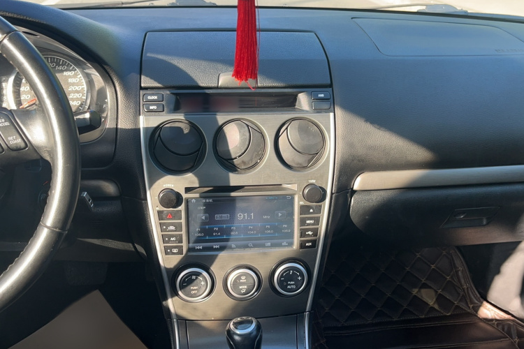 马自达6 2015款 2.0L 自动时尚型局部细节16