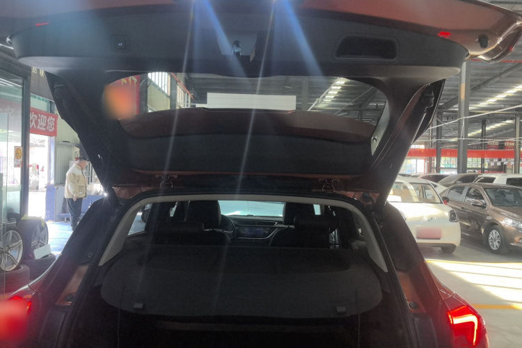 别克 昂科拉GX 2020款 20T CVT两驱豪华型机舱底盘23