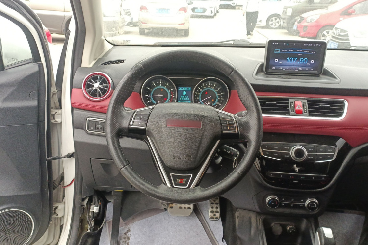 哈弗H1 2015款 1.5L AMT豪华型中控内饰13