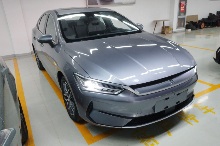 比亚迪 秦PLUS 2023款 冠军版 EV 510KM卓越型车身外观3