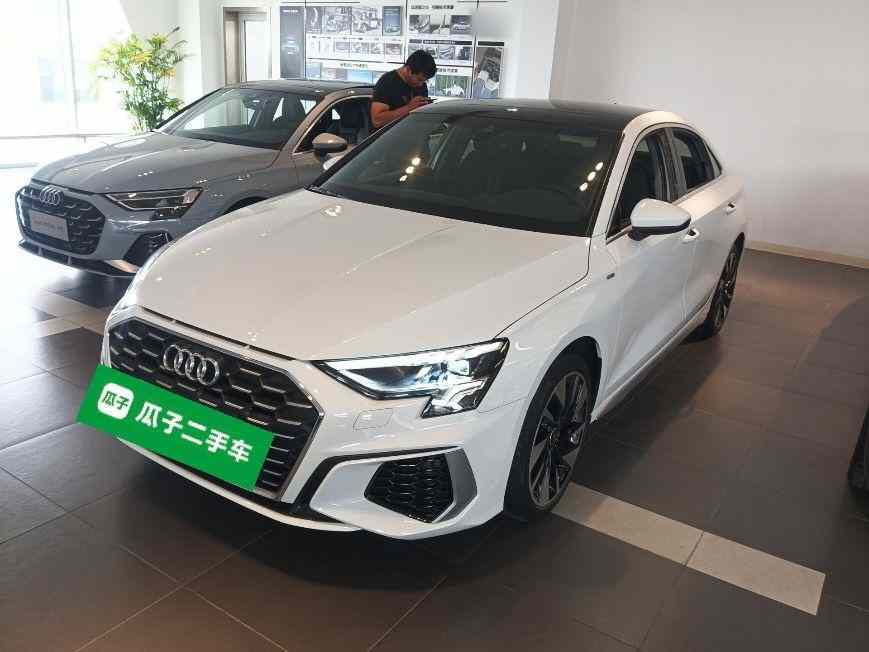 奥迪A3 2024款 A3L Limousine 35 TFSI 时尚运动型(2)