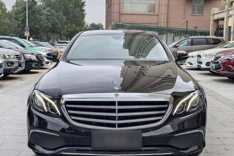 奔驰E级 2018款 改款 E 200 L 4MATIC车身外观6001