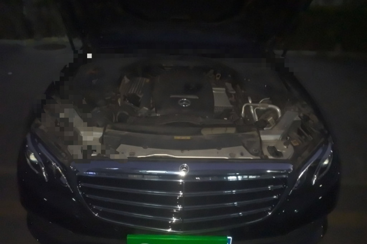 奔驰E级 2019款 E 200 L局部细节24