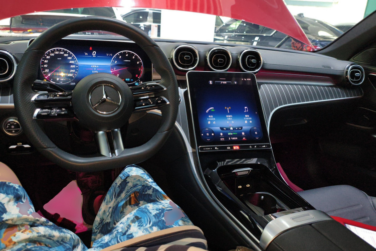 奔驰C级 2022款 改款 C 200 L 运动版中控内饰7002