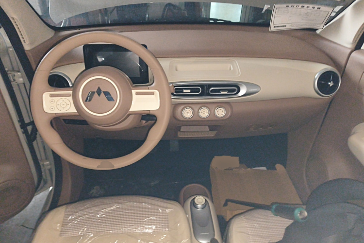 五菱汽车 宏光MINIEV 2025款 四门版 进阶款中控内饰12