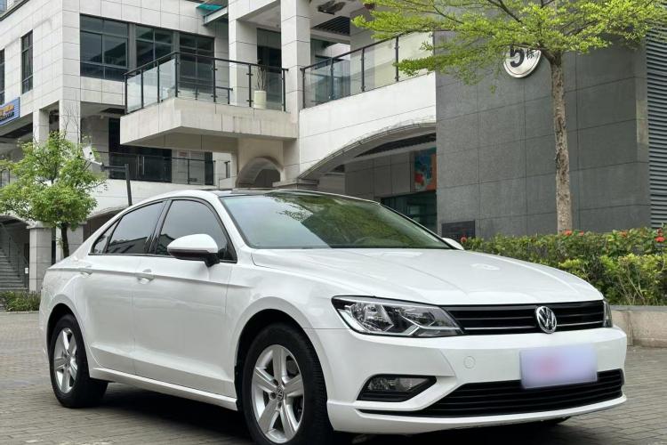 大众 凌渡 2018款 230TSI DSG风尚版车身外观3