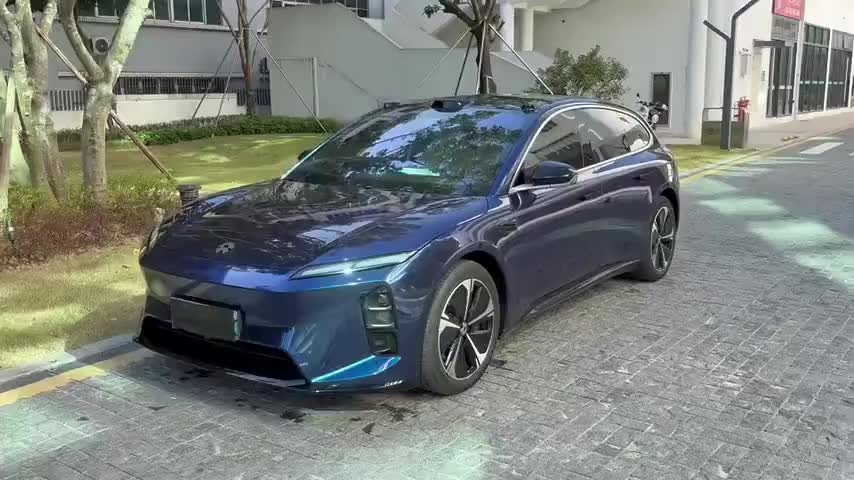 蔚来ET5T 2025款 75kWh Touring实拍1