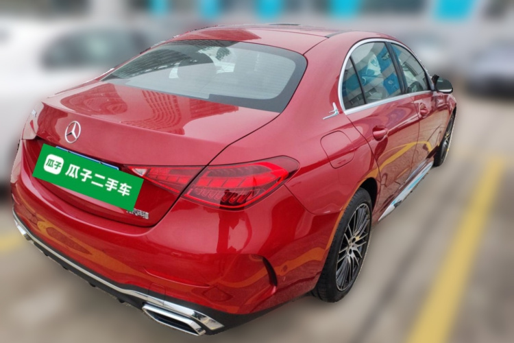 奔驰C级 2024款 改款 C 200 L 运动版车身外观7