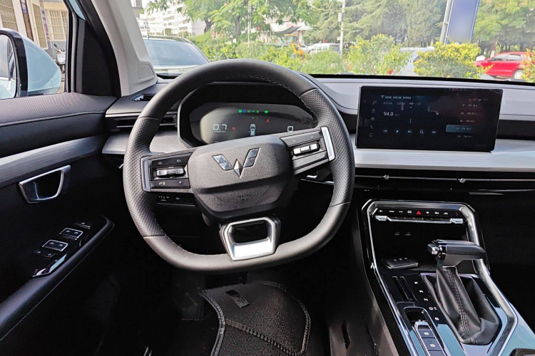 五菱汽车 五菱星辰 2021款 1.5T CVT星辉版中控内饰13