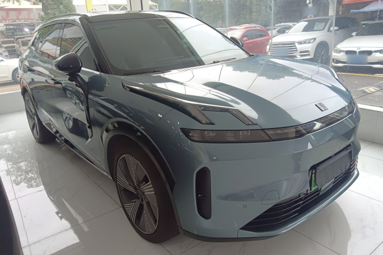 领克08 EM-P 2025款 245km 超长续航Halo车身外观3