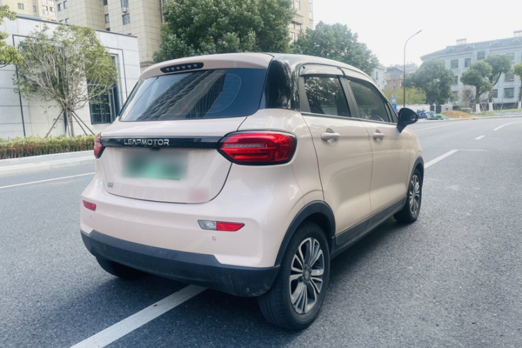 零跑汽车 零跑T03 2021款 400微糖版车身外观6006