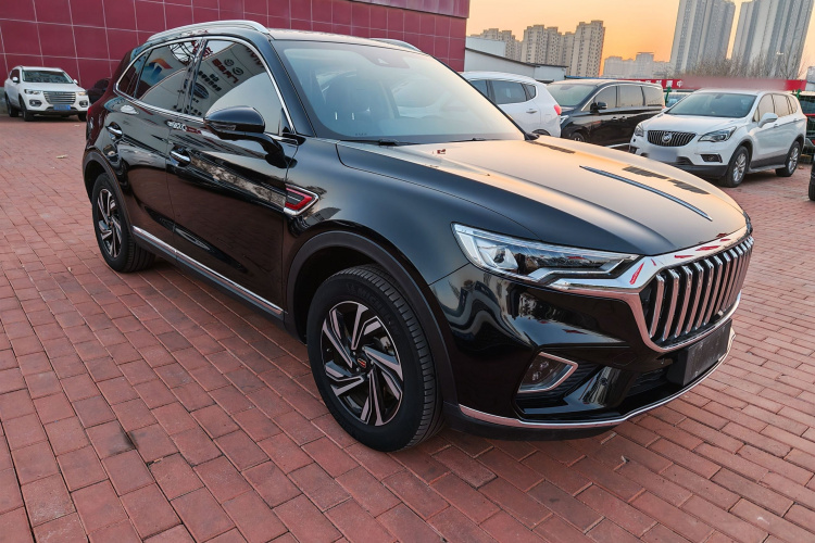 红旗HS5 2022款 改款 2.0T 智联旗享版车身外观6006