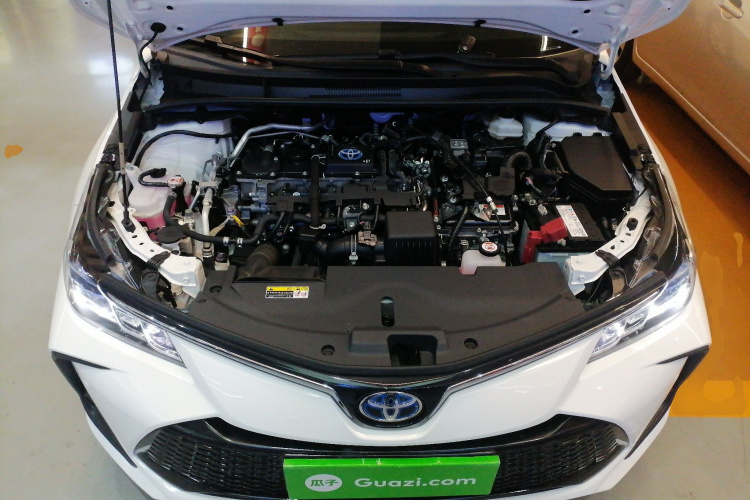 丰田 卡罗拉 2023款 1.8L 智能电混双擎 精英版机舱底盘24