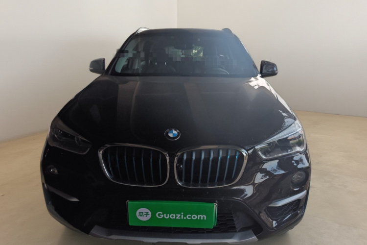 宝马X1新能源 2019款 xDrive25Le 豪华型车身外观2