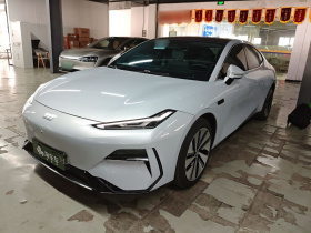 吉利银河 银河E8 2024款 550km 后驱MAX