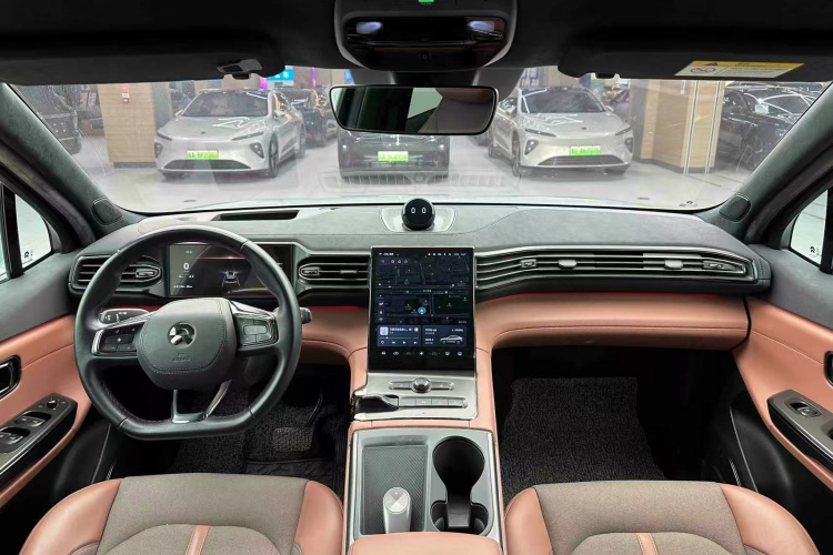 蔚来EC6 2020款 430KM 运动版中控内饰12