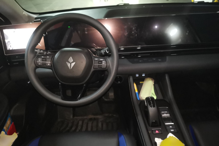 灵悉L 2024款 头号玩家版中控内饰13