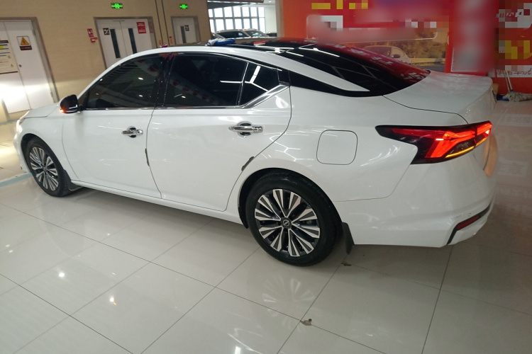 日产 天籁 2022款 2.0L XL-TLS 悦享版车身外观6003