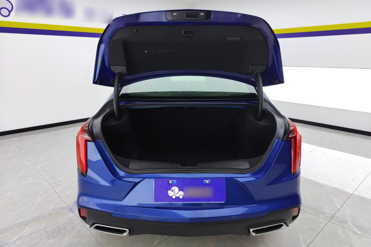 凯迪拉克CT4 2021款 28T 豪华型机舱底盘23