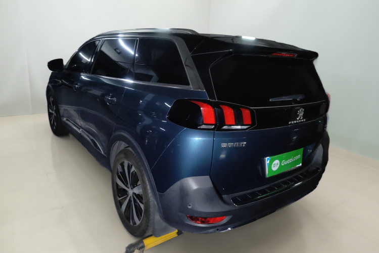 标致5008 2017款 380THP 7座豪华GT版车身外观5