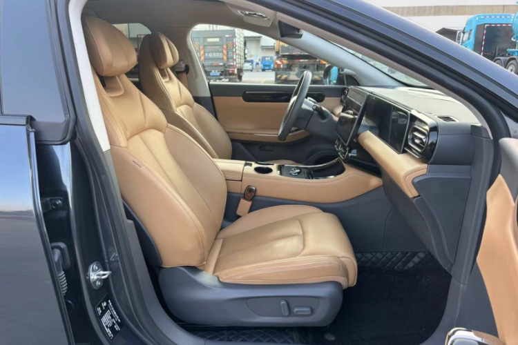 零跑汽车 零跑C01 2024款 增程 216尊享版中控内饰7004