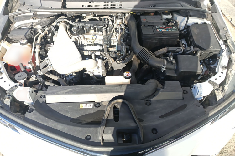 丰田 卡罗拉 2019款 1.2T S-CVT GL-i精英版机舱底盘24