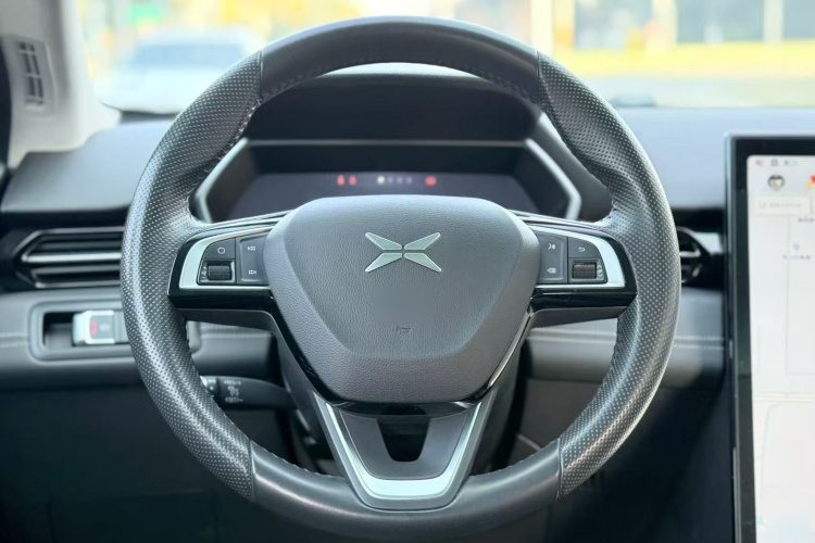 小鹏G3 2021款 G3i 460N中控内饰7004