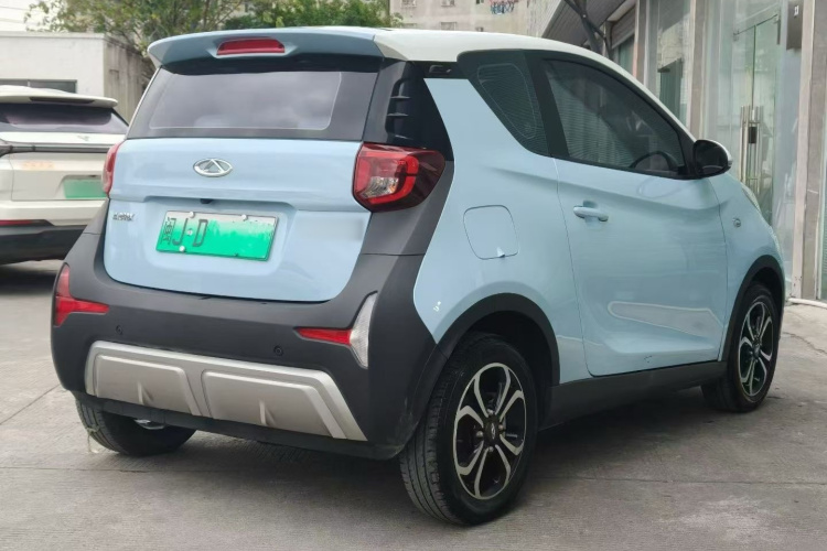 奇瑞 小蚂蚁 2023款 301km 挚爱版 磷酸铁锂车身外观6004