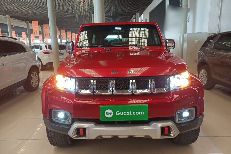 北京BJ40 2018款 PLUS 2.3T 自动四驱尊享版 国V车身外观2