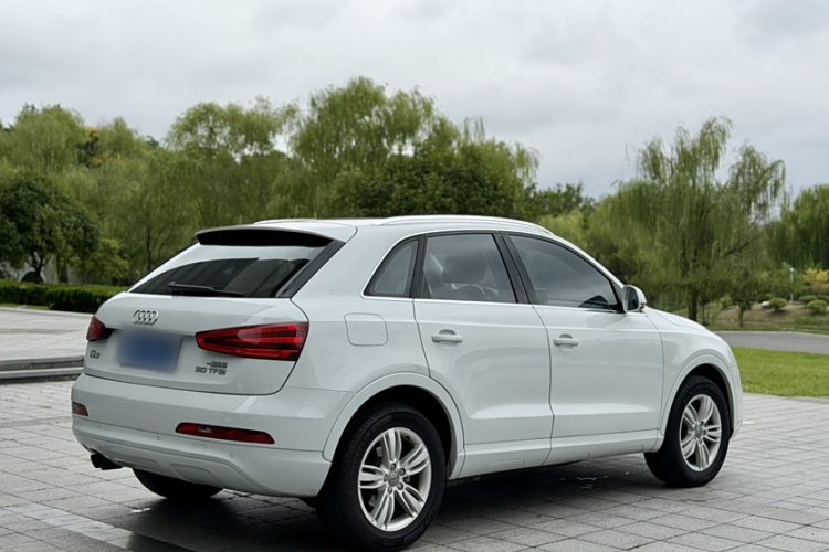 奥迪Q3 2015款 30 TFSI 舒适型车身外观6006