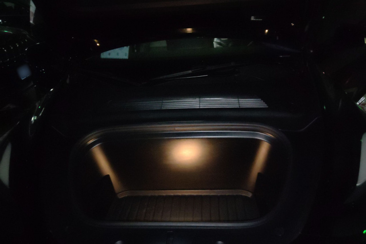 特斯拉 Model Y 2023款 后轮驱动版局部细节24