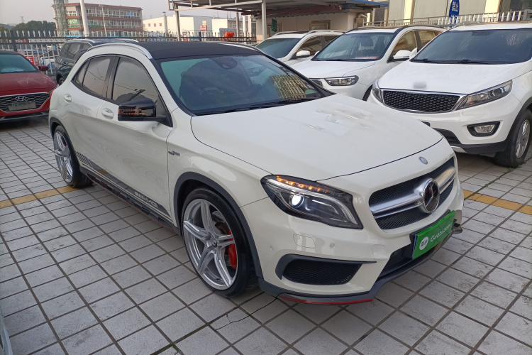 奔驰GLA AMG 2015款 AMG GLA 45 4MATIC车身外观3