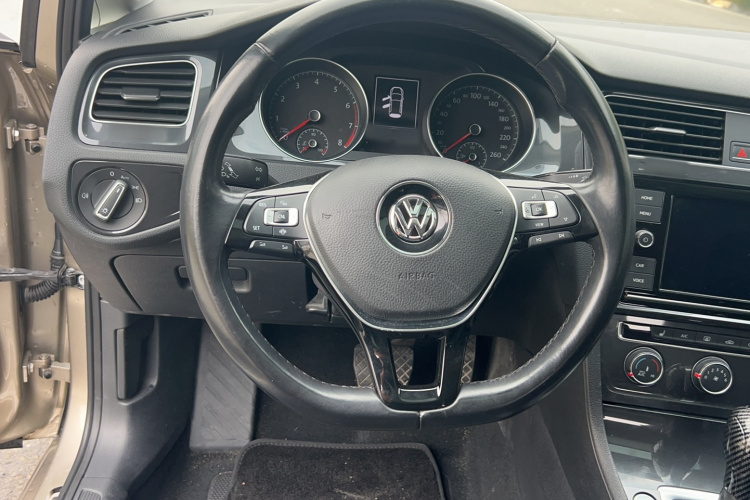 大众 高尔夫 2019款 280TSI DSG豪华型 国VI局部细节13