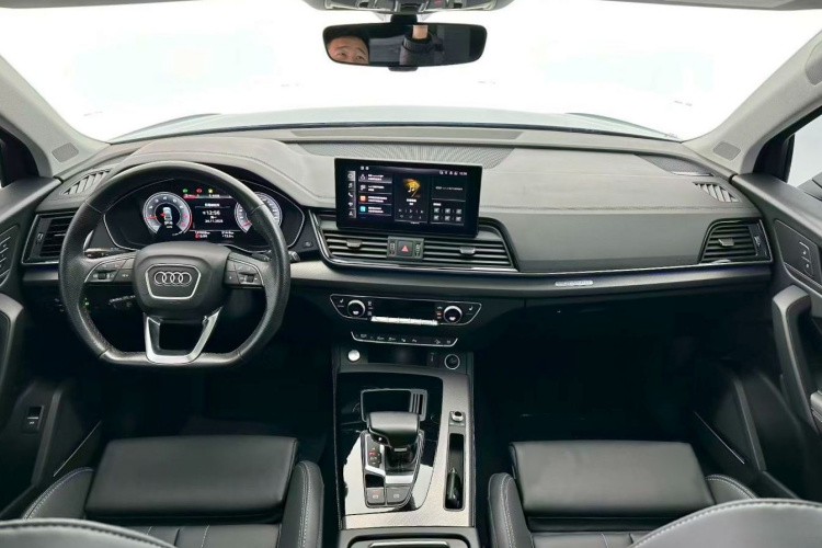 奥迪Q5L 2022款 改款 45T 豪华动感型车身外观6007