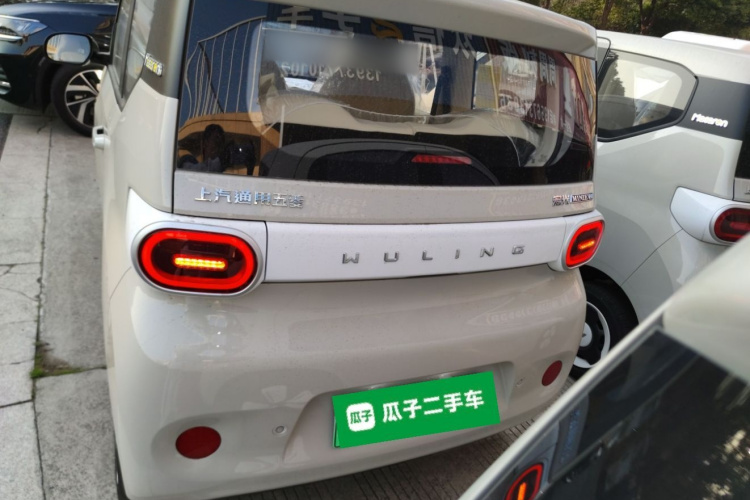 五菱汽车 宏光MINIEV 2024款 第三代 215km 青春版车身外观6