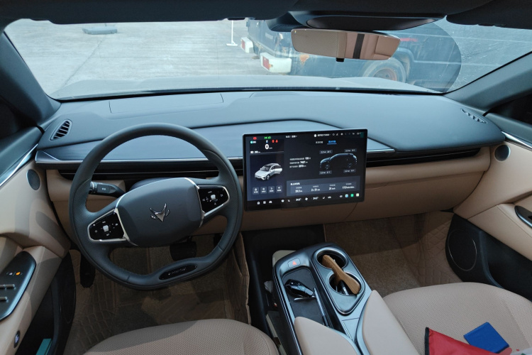 ARCFOX极狐 极狐 阿尔法T5(ARCFOX αT5) 2025款 520 PRO中控内饰12