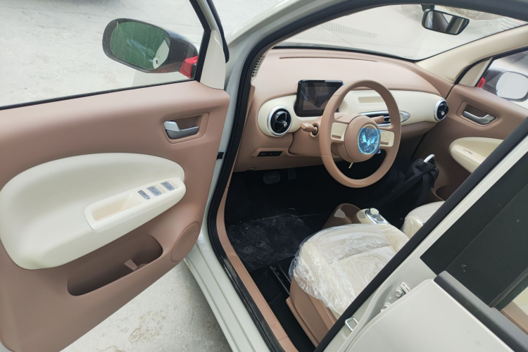 五菱汽车 宏光MINIEV 2025款 四门版 进阶款中控内饰20