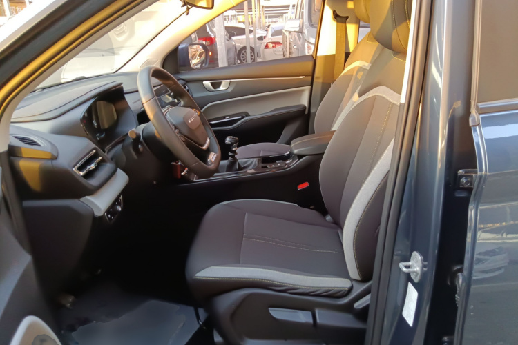 五菱汽车 五菱凯捷 2020款 1.5T 手动精英型局部细节19