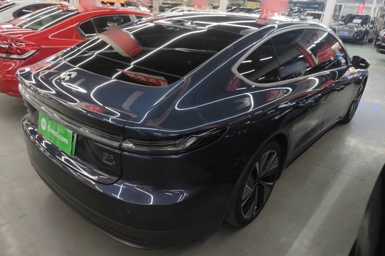 蔚来ET7 2022款 100kWh 首发版车身外观7