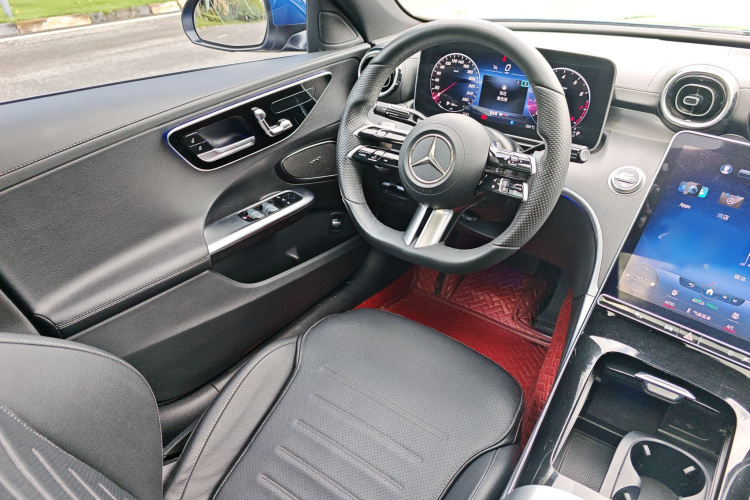 奔驰C级 2022款 改款 C 200 L 运动版中控内饰7008