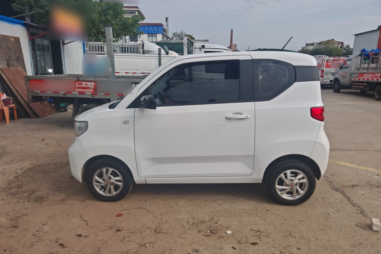 五菱汽车 宏光MINIEV 2020款 自在款 磷酸铁锂车身外观4