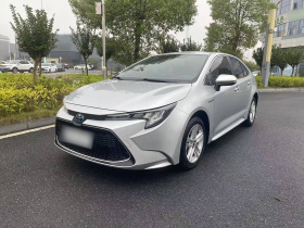 丰田 雷凌 2021款 双擎 1.8H E-CVT豪华版